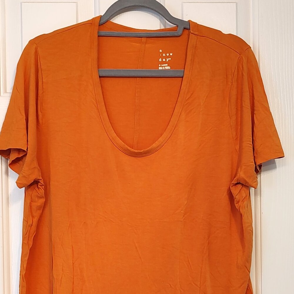 Women's XL Target Short Sleeve Orange Tshirt